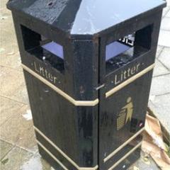LitterPics's profile picture. Take photos of litter or fly tipped rubbish in Bristol send photos to @LitterPics with street name, area and cc @BristolCouncil #LitterPics