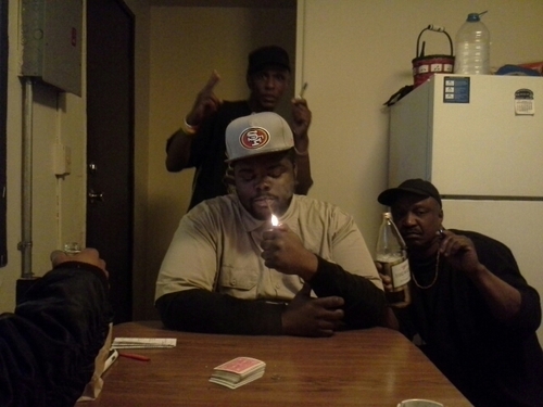 no bio needed ; #TeamHYENA #TeamRiCHROLLiN #TeamFATFOOL #Team60$ so follow & i'll follow bacc c_ripp ✌✌♕