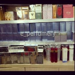 Kami menjual berbagai jenis brand parfum dunia.Kami yakin parfum yang kami jual ORIGINAL dan MURAH.karena kami bekerjasama langsung dgn distributor resmi Indo