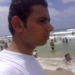 hamadaragab35's profile picture. ان الوظائف كبيرها وصغيرها ليست وسيلة ترفع او ترفيه لبعض الناس انما فهى كيان دول وحاضر امة ومستقبلها فمن ولى امرا وخان فيه فهو من  السراق والناهبين