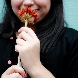 elizabeteyron's profile picture. 