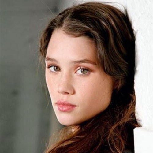 So that's who Finnick loves. 
The mad girl from District 4. {THG-RP}