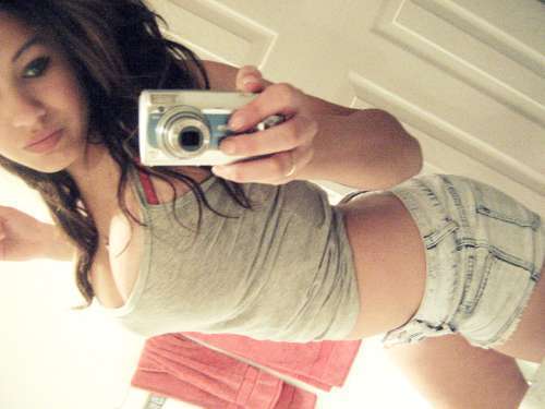 hi im lorren, follow me if you want.. if not fuck you.
