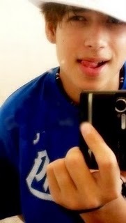 - Penso em Voce e Choro por Voce. #LadyGaga s2