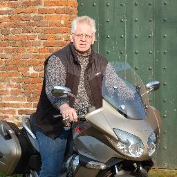 Gepensioneerd en rij graag op mijn Moto Guzzi Norge 1200