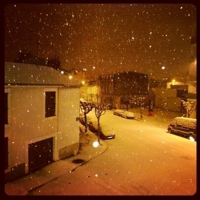 Soooleils's profile picture. J'adore parler de rien, c'est le seul domaine où j'ai de vagues connaissances