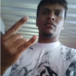 SOU O TIAGO METAL. ATLETICANO APAIXONADO, CASADO COM UMA MULHER MARAVILHOSA E ATUALMENTE ME DEDICO EM ESTUDAR GUITARRA.