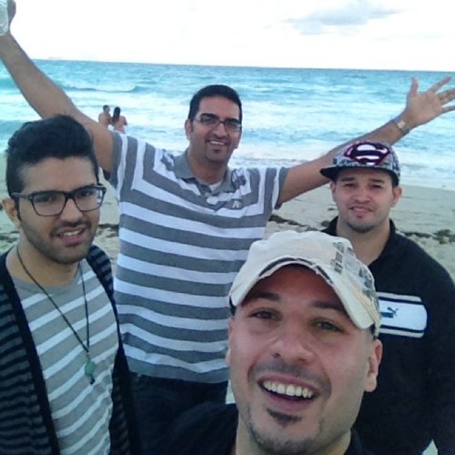 Biotechnology/Medical Tech grad. love outdoors,gym,life,beach,racing,run,swim...insta @ geneticsaif