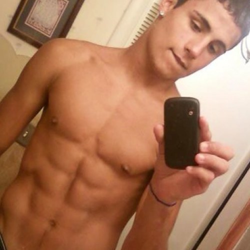 Bored hmu!