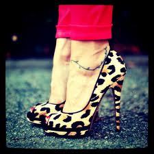 Blogger de Moda-- Los modelitos más chics y atrevidos. Estar siempre lista para salir con Outfits Low-Cost.