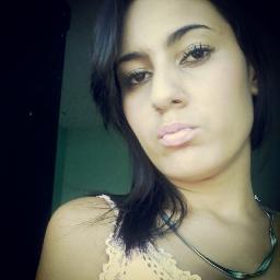 Namorando  .
 16 aninhos .
instragram : @jeehmorena33  
 whats : 9-4823-8222
Foco , força && fé