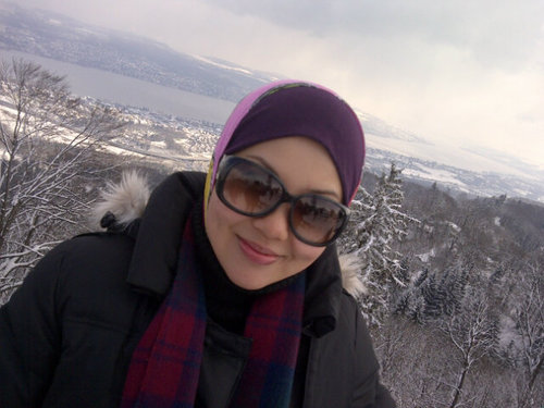 amlaahmad's profile picture. I'm a dreamer who wishes that all her dreams will come true..ameen