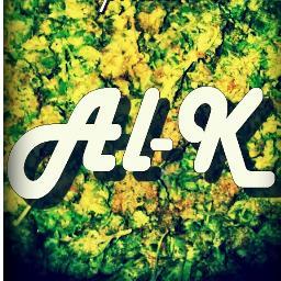 ALK-X rappeur amateur, fumeur de rimes venus d'ailleurs 

 .