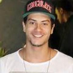 “toda positividade eu desejo á
você, pois precisamos disso nos dias de luta...”