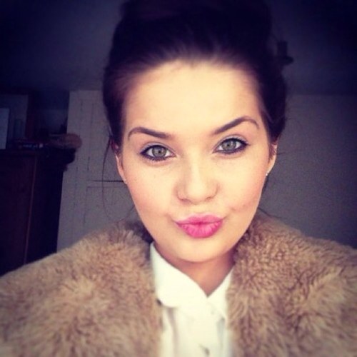 Follow me ill follow back im new to this so hi!x