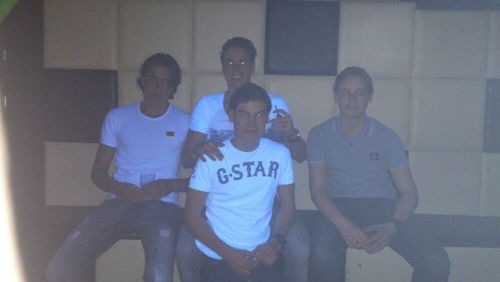 Grafisch lyceum rotterdam media management leerjaar 1 / levensgenieter / 18+ / 3 juli 1995 / Feyenoord Rotterdam /