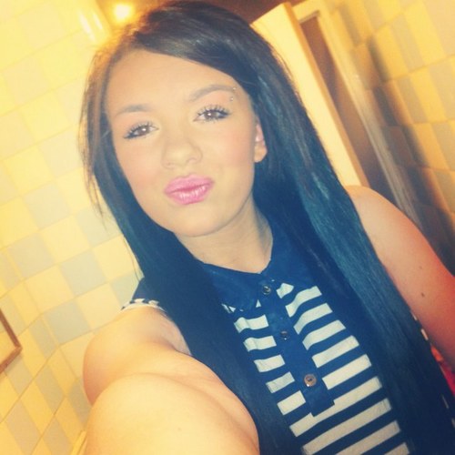 Typical East London Bitch Single Live By The Rule 'Fuck L♥ve Before it Fucks You' Follow My Instagram stevieterry17 xxx