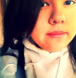 Erm, Hellur. ^.^ You should follow me because there no reason to but i think your gonna be okay with that. I breathe music and think i can be who i wanna be.bai