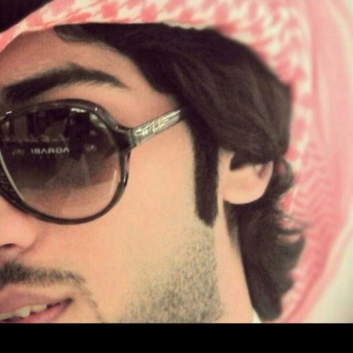 sh3rkw29's profile picture. عشت عمري مصدر إعجاإب الكثيرين...

ولا هزني في رحلة الشوق غيرگ...