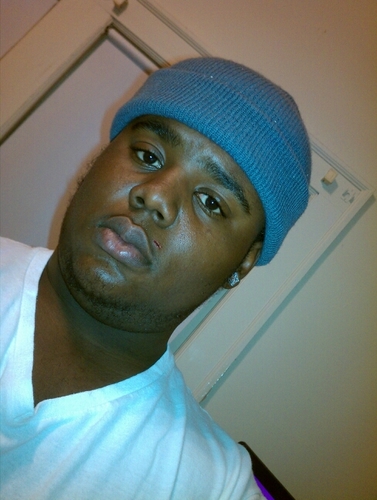 1 cool ass nigga follow me and I will follow back