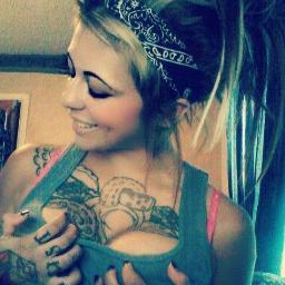 19 | raging homo | when i'm good i'm bad  and when i'm bad i'm fucking gorgeous. #teamlesbian #teamfollowback
 talk to me ;)