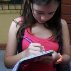 Belieber, Lovatic, filha de Atena, Bruxa #AMOHP e pode me Chamar de Snow!