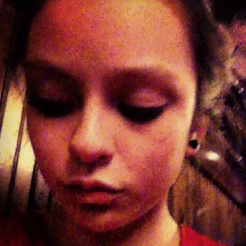 Follow for a follow
Miss you larna and eileen soo much !!
