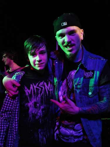 13 years old, favorite bands Bring Me The Horizon, BVB,Miss May I, Asking Alexandria, Crown The Empire, Of Mice & Men, Avenge The Heartache, We Are The Blog! :)