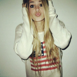 nouisJanoskians's profile picture. One Direction♥ Janoskians♥ Little Mix♥ Ariana Grande♥|| I love Luke more than anything♥
Live your life they way you want too dont let anyone change you♥