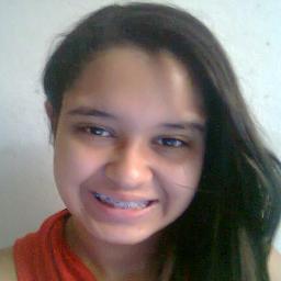 Eu sou uma diversão inteligente feliz eu sou sincera