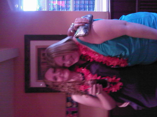 Louisesfriends's profile picture. 