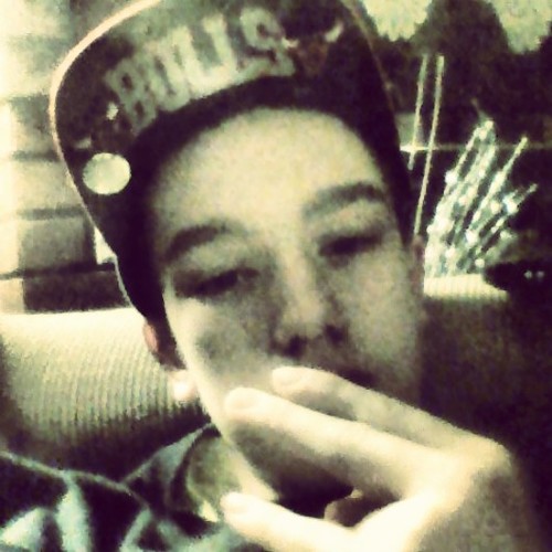 follow me on istagram @jordan_hockey30
