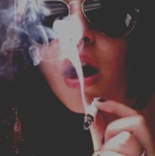 Up up & away ✌ The daily struggles and successes of a modern day stoner🌳