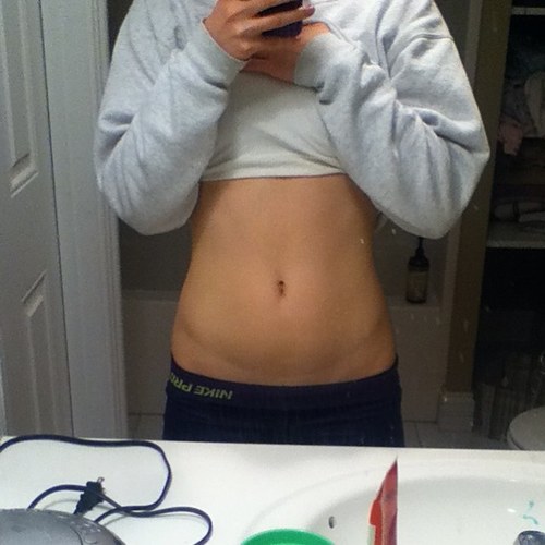 Love running and all things healthy!! Highschooler just trying to lose some weight and gain confidence 
USA ✌ 
*Avi is me*