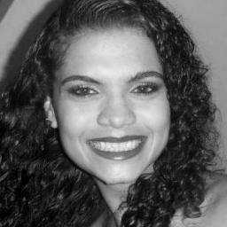 Ao mundo peço licença pra atuar onde quiser, meu sobrenome é COMPETÊNCIA e o meu nome é MULHER.