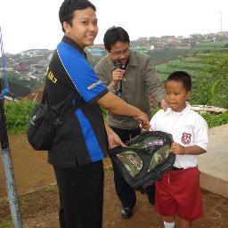 Layanan Reservasi Tiket Pesawat, Voucher Hotel , Paket Tour Via Online add pin 2219A17B / 021-91802688 / 08176063730