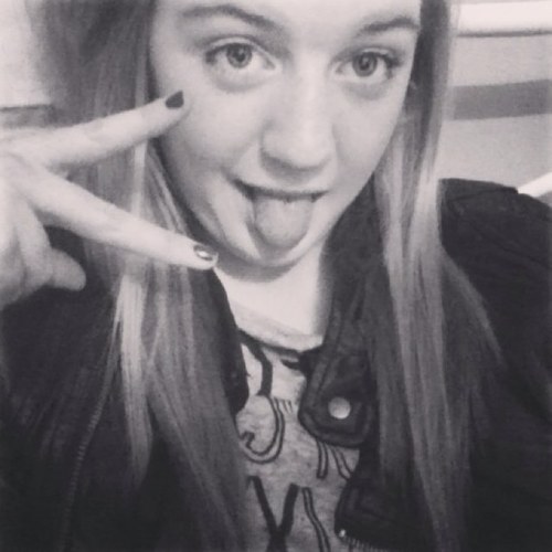 follow me and i will follow you back X