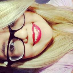 ame.voce.mesma@gmail.com / 
amanda_viidaal@hotmail.com