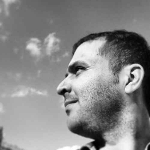reklam-radyo-Tv-akg

biri sana 1 adım attğnda sen ona 5 adım atarsan o 4 adımın altında ezilirsin..
