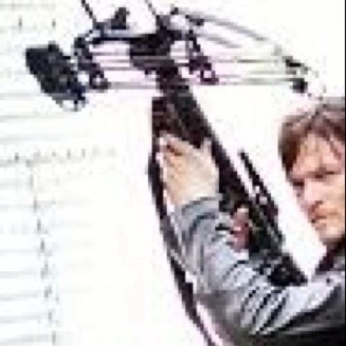 MeetDarylsBow2's profile picture. wat.