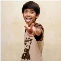 Add : Dewhii'ewhii Shii Cwex Pissces
Follow  @ewhiiAkihiko , @DewiDhiafakhri