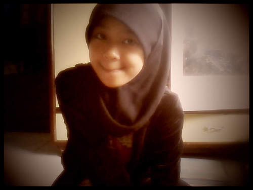 almamaa_07's profile picture. Alma Dinanti | @7HappySpanta | @8Erorr_ | 07 July 1999  | Smile is the shortest distance between two people.