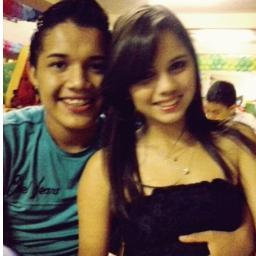 Meu amor eu aproveito cada minuto a seu lado por que sei como e passar um tempo longe de voce, eute amo muito voce e tudo!
