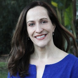 @allumestyle Founder & CEO. Board member @Fossil. Teach @Stanford. Previously @CitrusLane founder, product person @eBay and @PayPal.