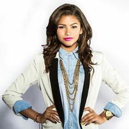 @DavisCleveland Followed me 10/13, @Zendaya RT me  1x. 
I'm Zswagger Bellarina Sunshiner and Coldplayer!!!
BFF and Sister @LivStewart
#TeamValDaya