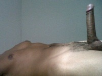 100% activo, pana, serio, morboso, me gusta el sexo y pendiente de los hombres q quieran recibir. Nada de locas. Sígueme. PD: si soy el de la foto