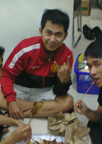 Tidak pernah mempercayai suatu benda sebagai alat pertahanan diri