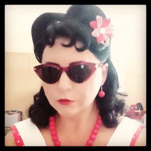 Love all things vintage. Art Deco to 1950's. Love my man and our life.