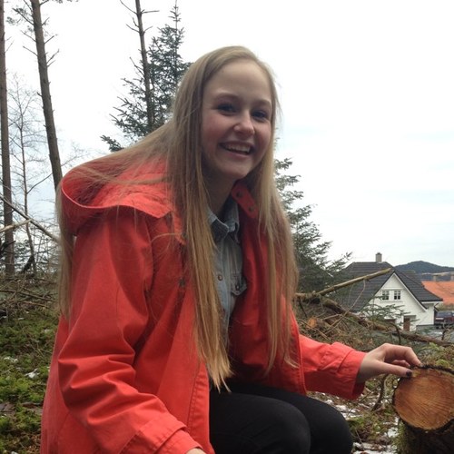 Norwegian girl!!! please follow!!!:)))