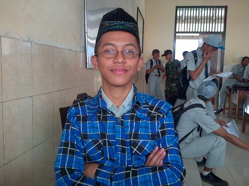 Mechanic Automotive enginering in SMKN 2 SLTG.
 10_06_95. I want to be a successfull people :)